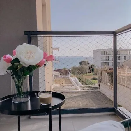 Apartment Urban Sea Split